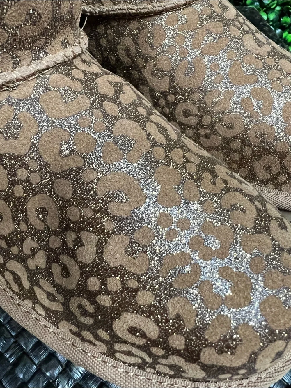 UGG | Kids’ Classic II - Glitter Leopard Boots